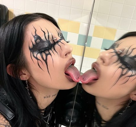 DeathbyRomy onlyfans leaked naked