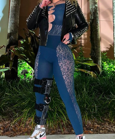 Nikkita Lyons onlyfans public photos