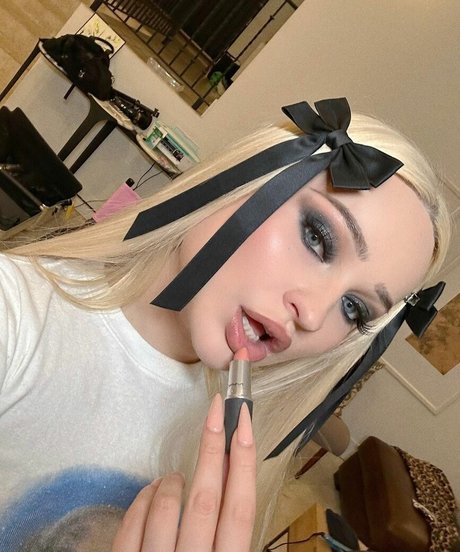 Kim Petras only fans.