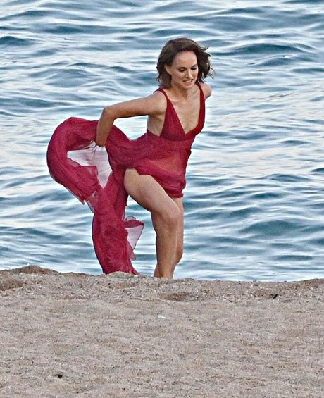 Natalie Portman onlyfans leaks porn