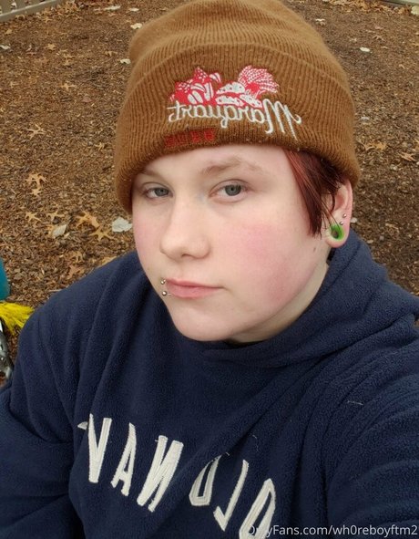 ftmincubus2 onlyfans model photos