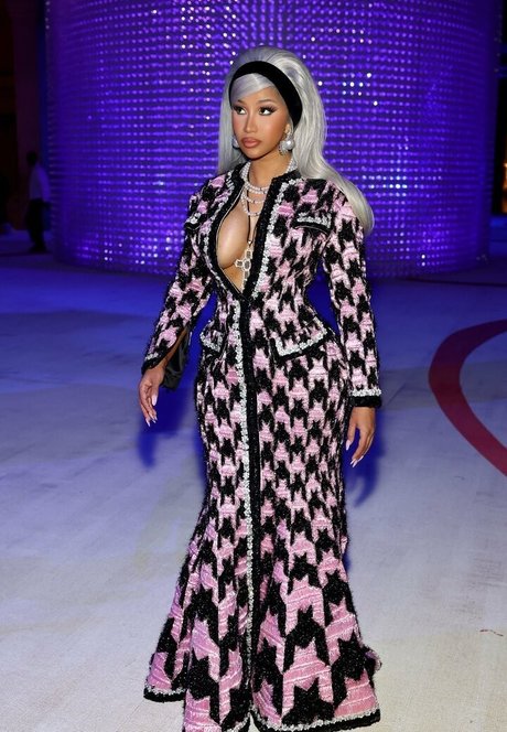 Cardi B naked onlyfans leaked