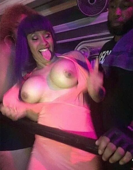 Cardi B Profile pic