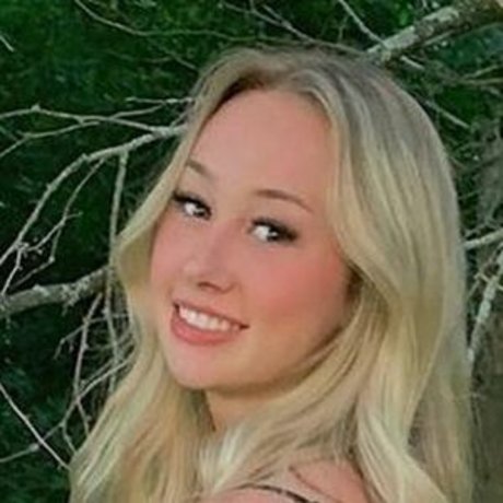 Emily Rickwood topless onlyfans