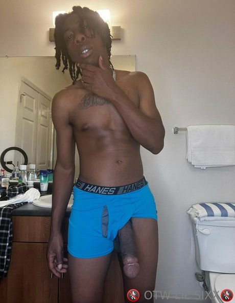 officialotwlilsixx onlyfans images