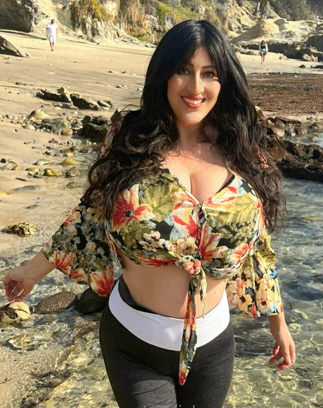 official antonellakahllo naked onlyfans