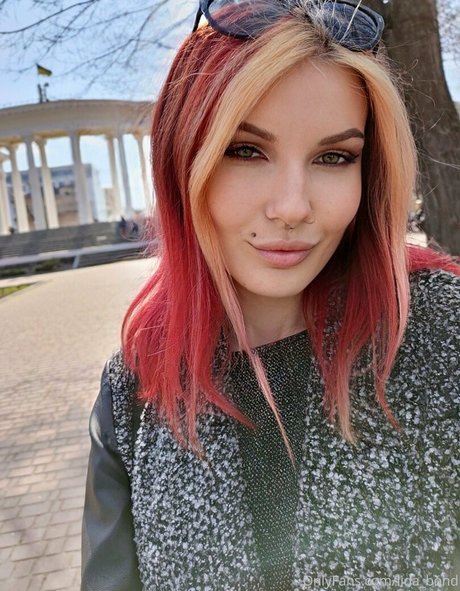 lida bond onlyfans leak ass