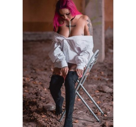 Dzsenifer Vajai onlyfans leak nudes