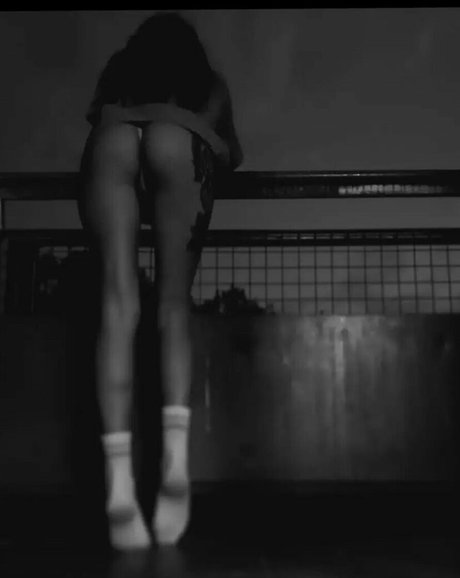 Dzsenifer Vajai onlyfans leaks