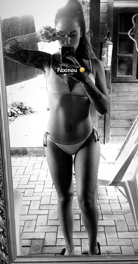 Fernanda Bommerich feet onlyfans