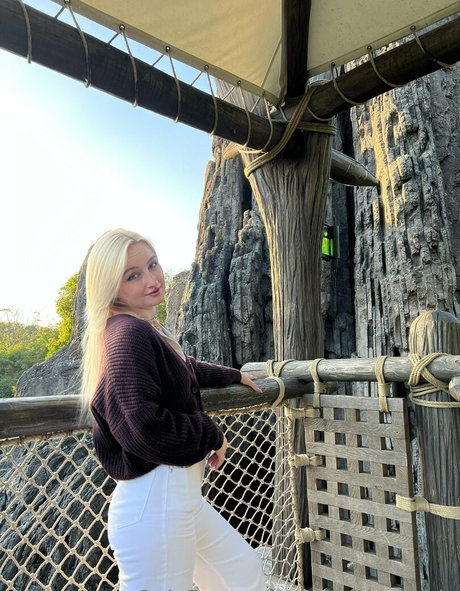 valeryjonesvip onlyfans naked leaked