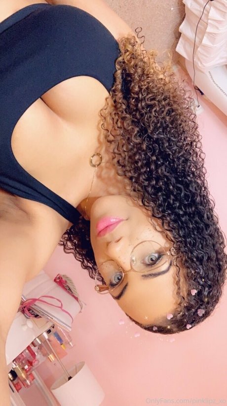 pinklipz xo nude onlyfans leak