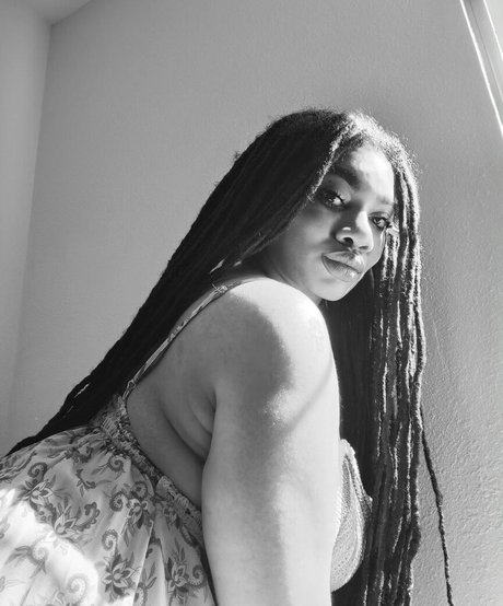 Locked Honey Princess only fans porn