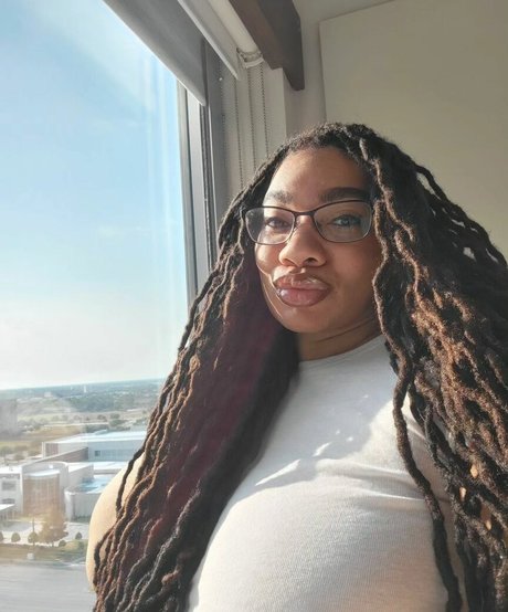 Locked Honey Princess onlyfans free porn