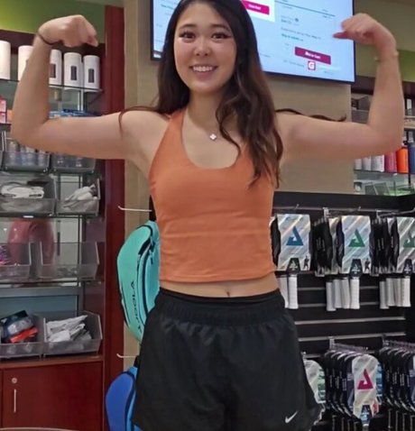 ExtraEmily onlyfans content