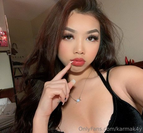 cute shemale onlyfans naked render