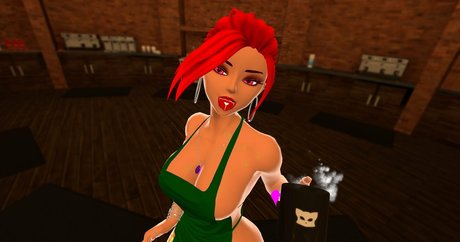 queensitra naked only fans