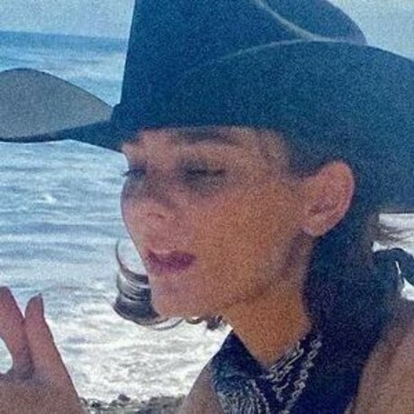 Bec Lauder Profile pic