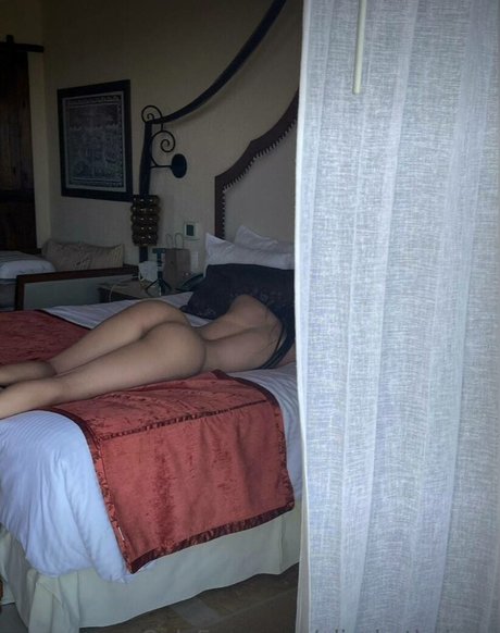 elizabethpinaa onlyfans leak naked