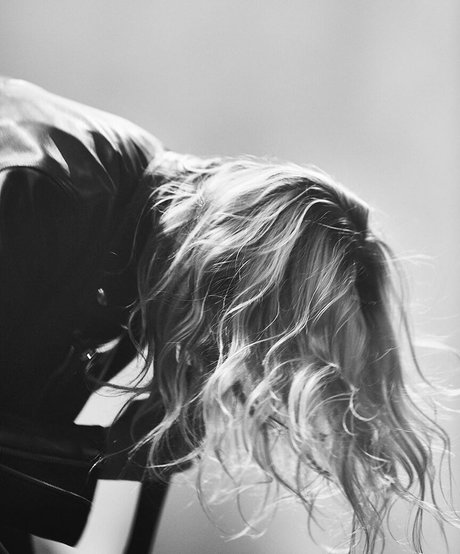 Taylor Momsen nsfw onlyfans