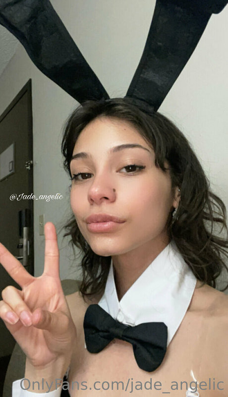 cerise angelic nude onlyfans pics