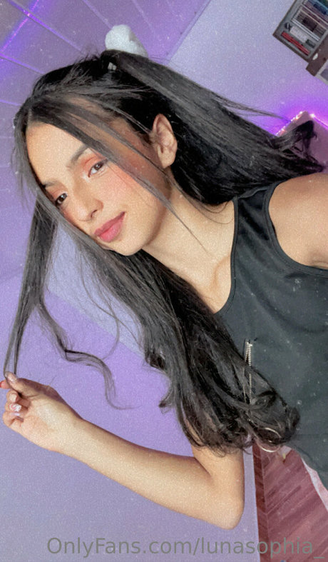 lunasophia_ is on onlyfans