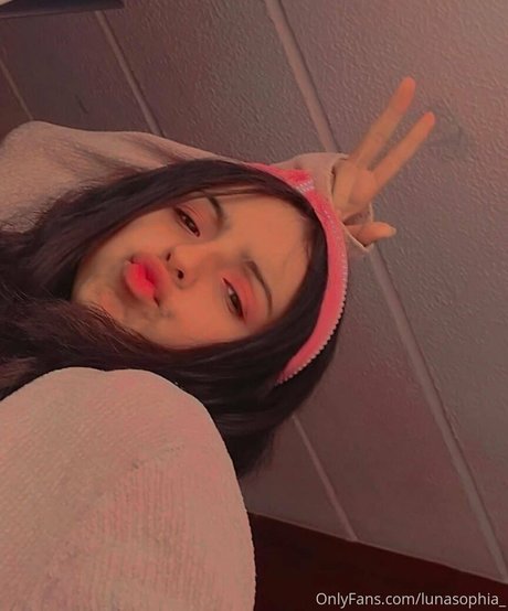 lunasophia_ nude only fans