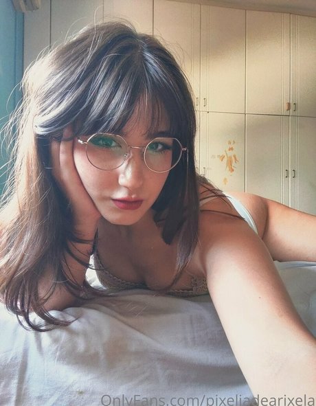 pixeljadearixela onlyfans porno