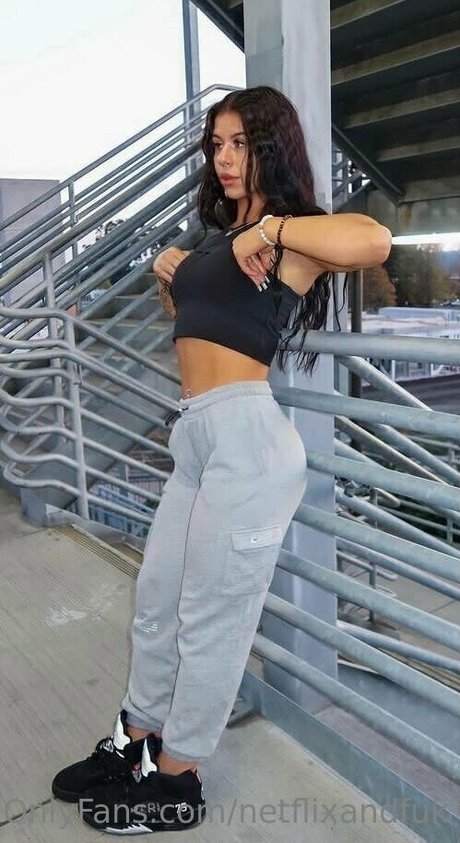 lizzysnyder18 sex tape onlyfans