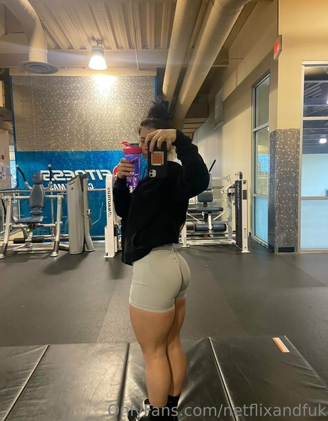 lizzysnyder18 leaked nude onlyfans