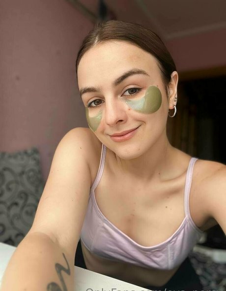 outside onlyfans naked snap