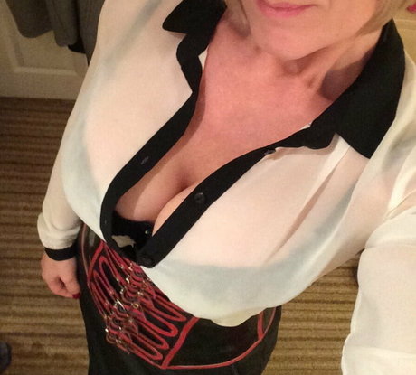 Mrs S Stockings onlyfans nude