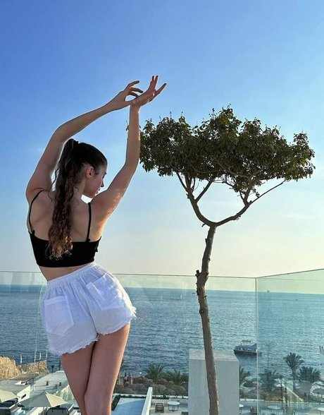 Stefania Deriabina onlyfans leak free