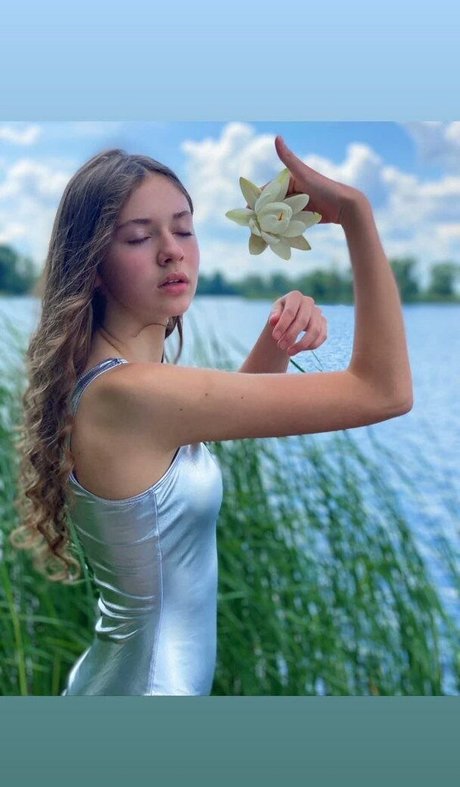 nude milf onlyfans top visuals