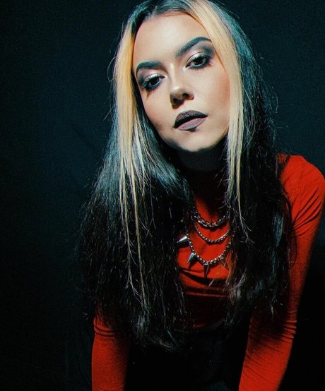 Violet Orlandi onlyfans leaks free