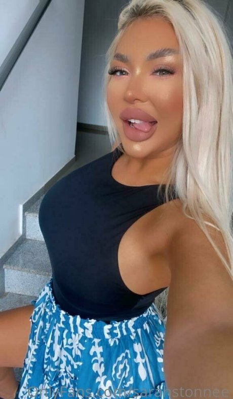 sarahstonnee onlyfans porn leaks