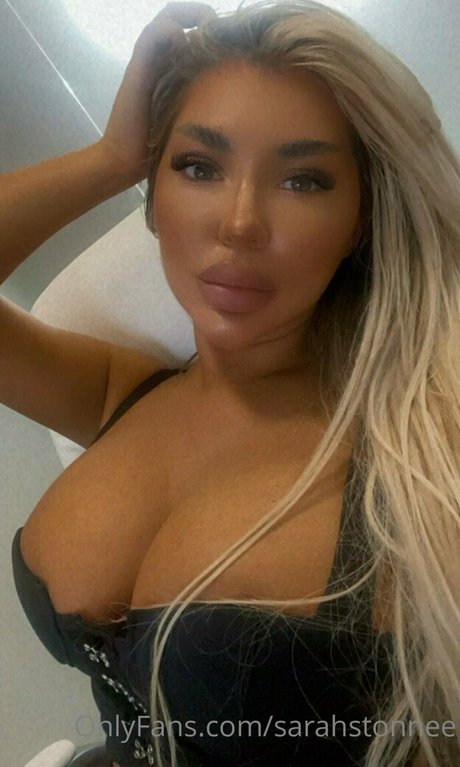 sarahstonnee nude leaks onlyfans