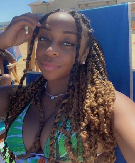 JazzyGuns onlyfans sexy