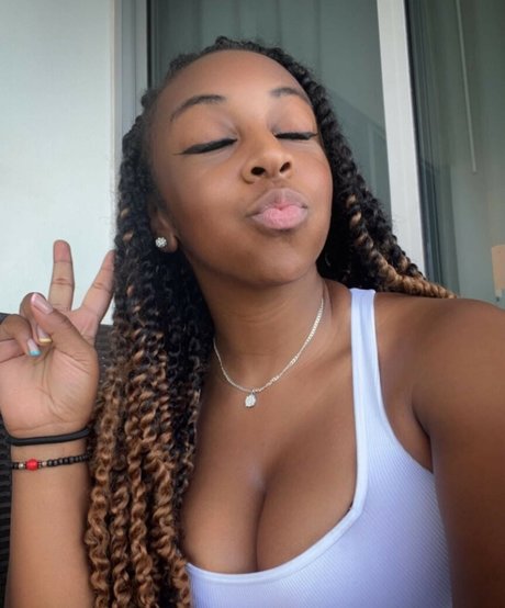 JazzyGuns new onlyfans