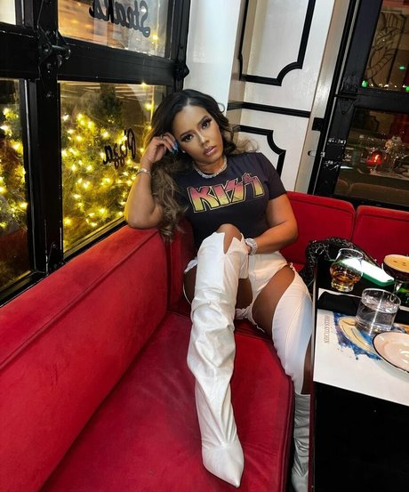 Angela Simmons onlyfans sex