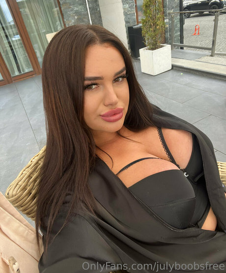 julyboobsfree onlyfans lesk