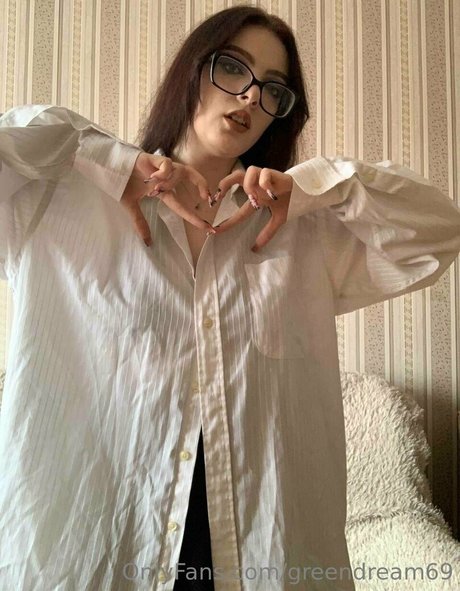 greendream69 only fans pics