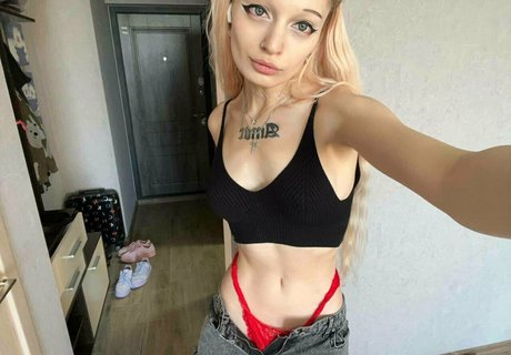 skinny tyan only fans