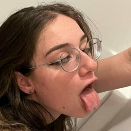 sophiemoo69 onlyfans explicit content