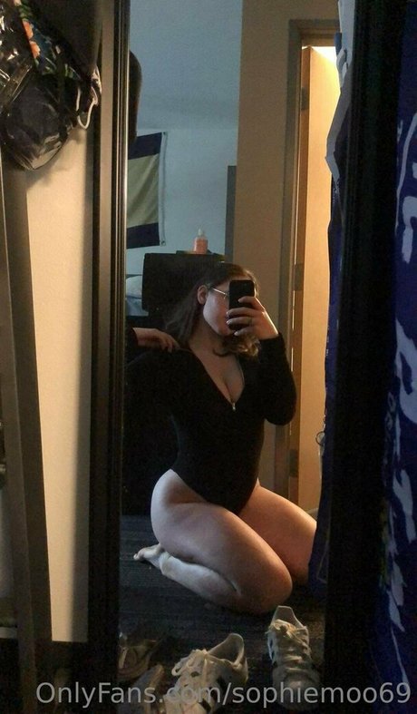 sophiemoo69 joi onlyfans