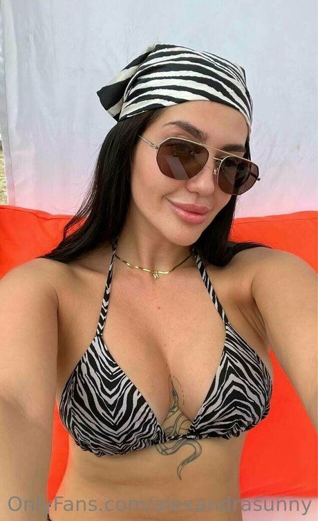 alexandrasunny onlyfans nude photos