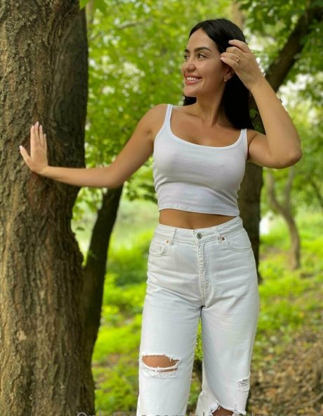 alexandrasunny naked on onlyfans