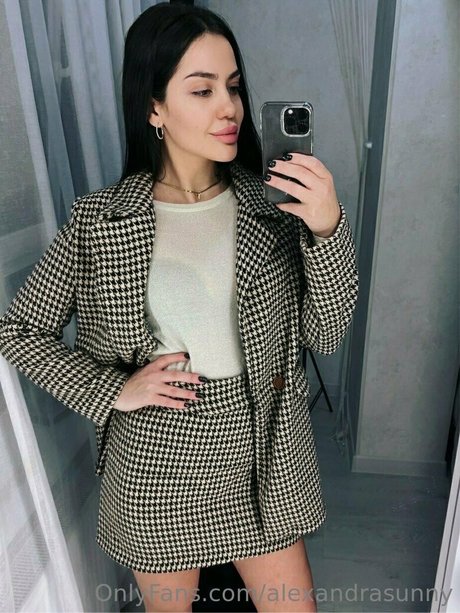 alexandrasunny onlyfans x