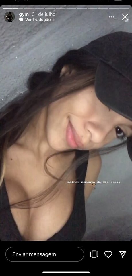 Julia Carneiro only fans pictures