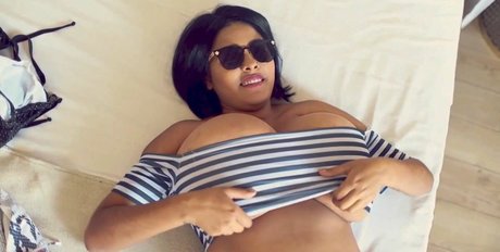 Bianka Bouyer onlyfans archives